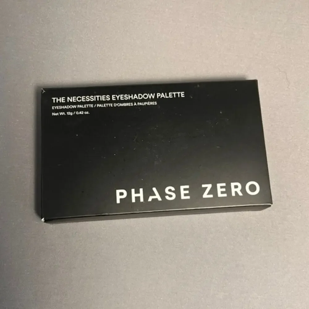 Phase‎ Zero The Necessities Eyeshadow Palette 8 Universal Matte Shadows New